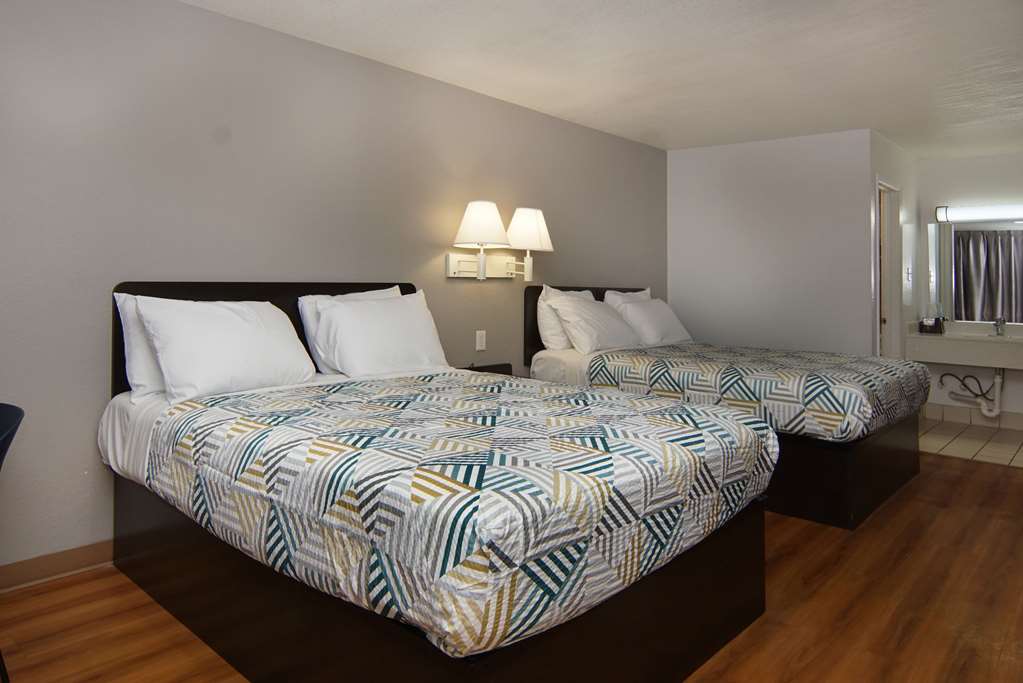 Motel 6 Lancaster TX DeSoto Lancaster - photo 12