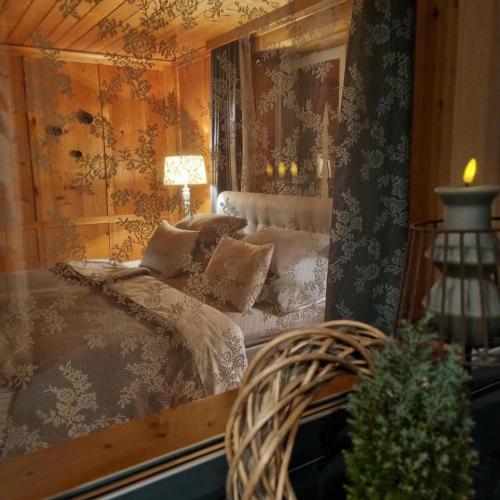 Lieblingsplatz Ski in und Ski out — 4-Star Luxury Hotel in See, Austria