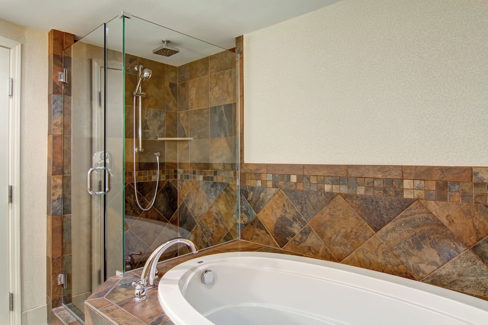 Hilton Garden Inn Seattle Issaquah - photo 17