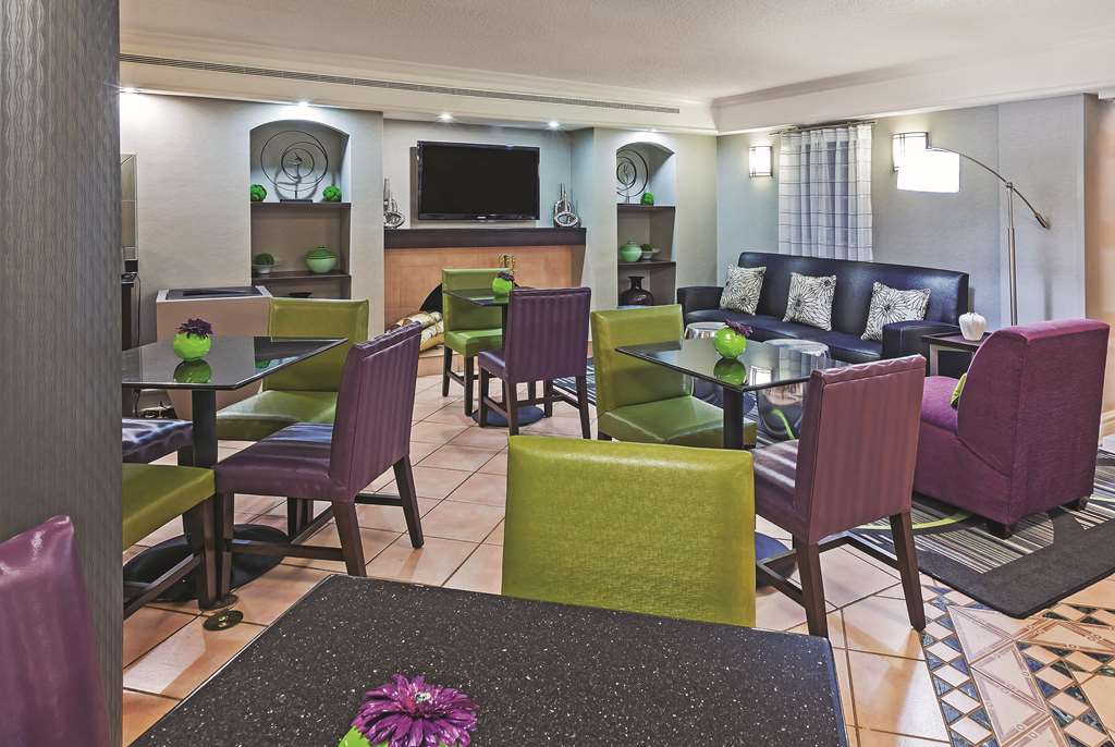 Travelodge by Wyndham Houston Cy Fair - photo 4