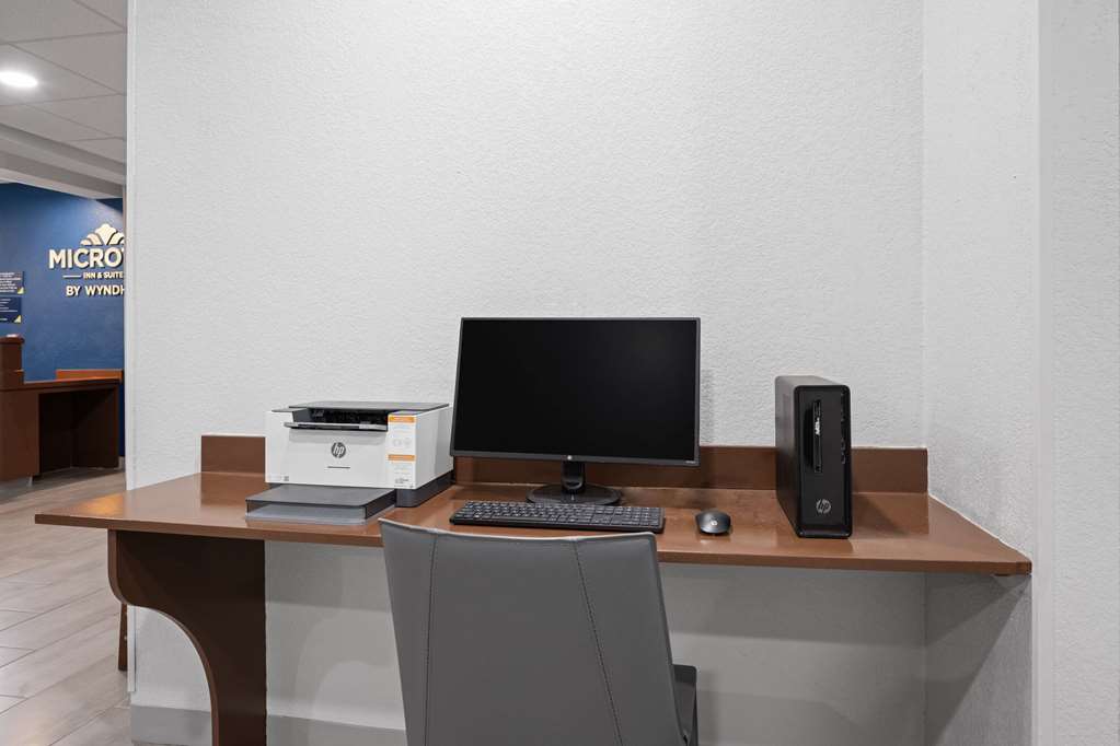 Microtel Inn & Suites by Wyndham Houma - photo 34