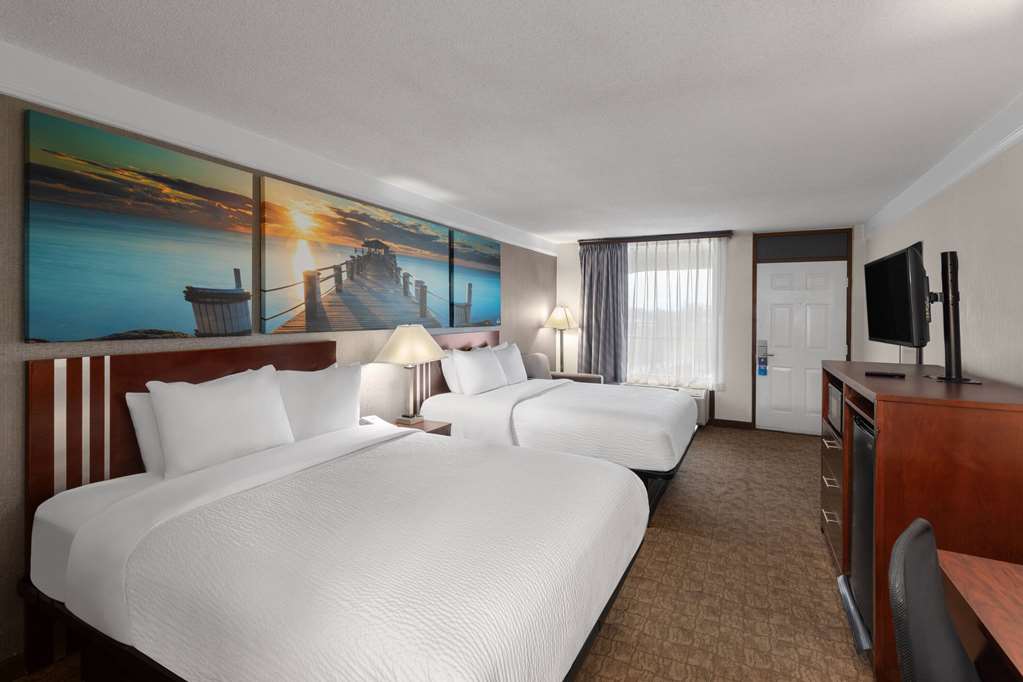 Days Inn by Wyndham Columbia Kentucky - photo 25
