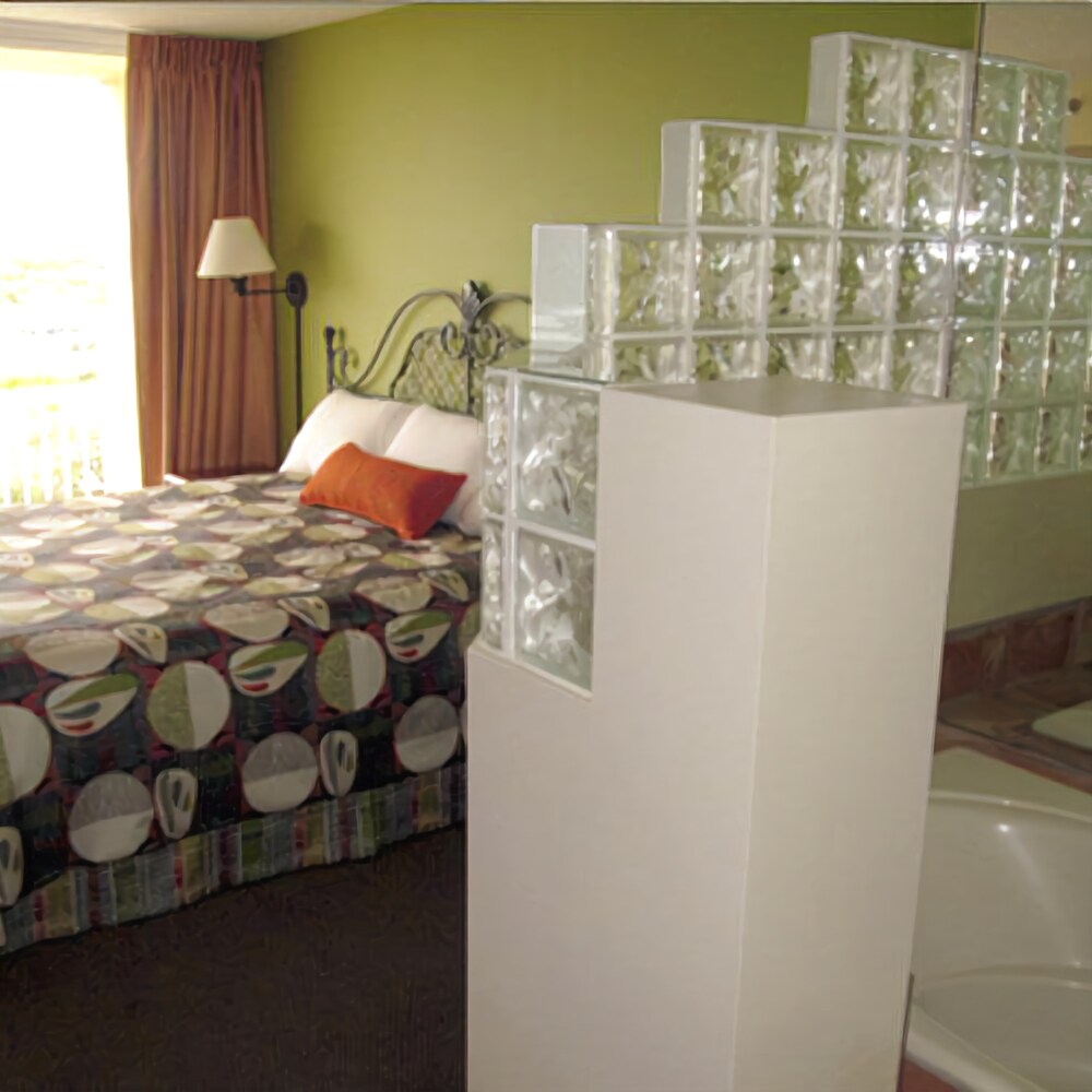 Vacation Village at Bonaventure Fort Lauderdale - photo 4