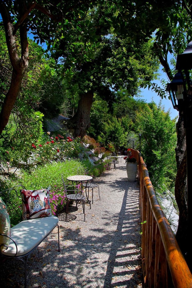 Hotel Borgo Tre Rose in Montepulciano, Italy