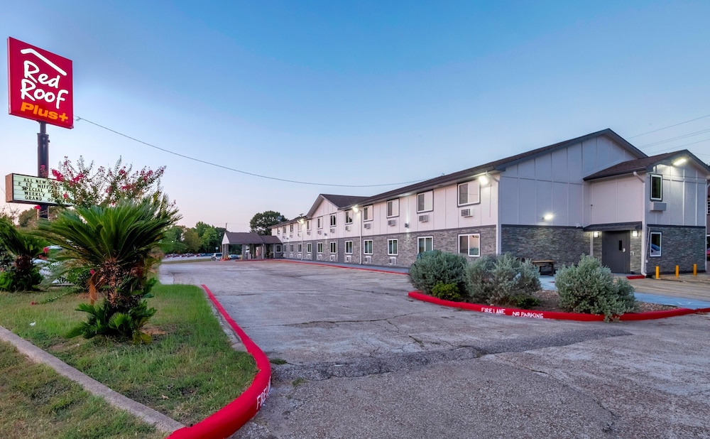Red Roof Inn PLUS Huntsville - photo 45