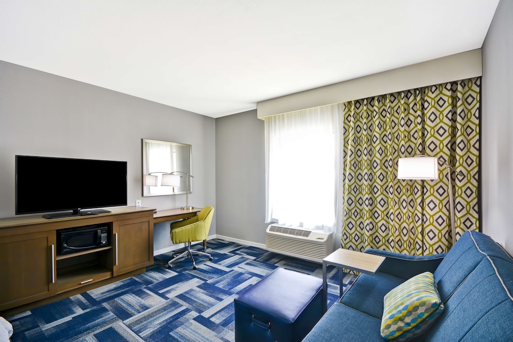 Hampton Inn Kyle - photo 14