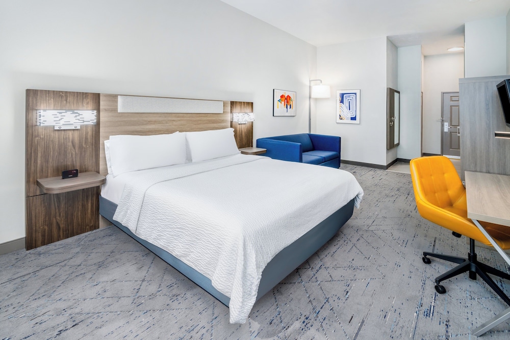 Holiday Inn Express Hotel & Suites Denver North Thornton by IHG - photo 6