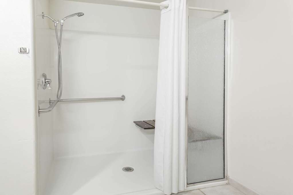 Super 8 by Wyndham Fruita - photo 11
