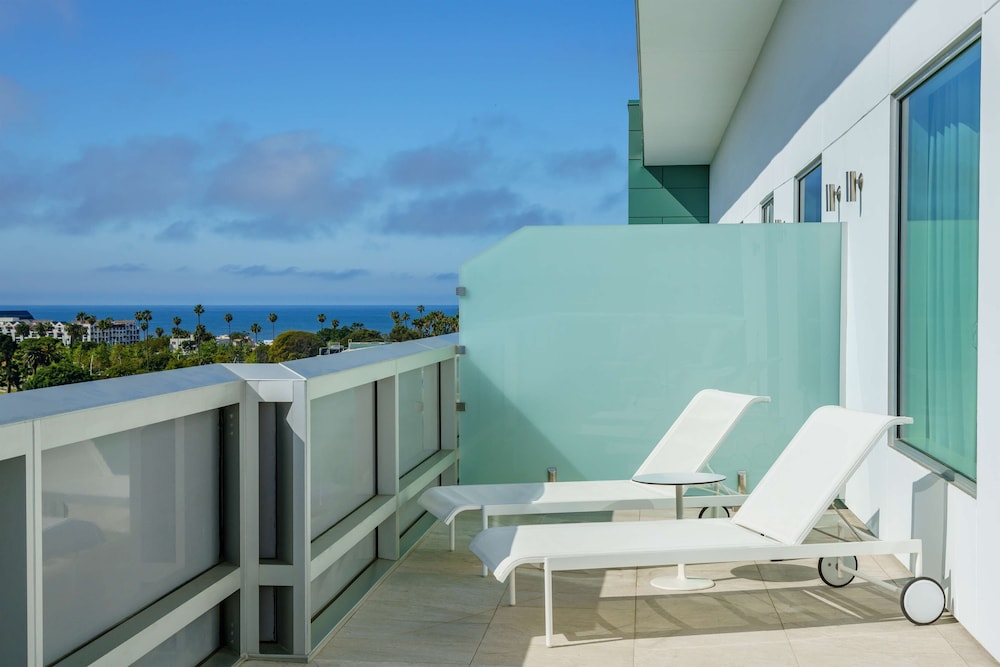 Hampton Inn & Suites Santa Monica - photo 28