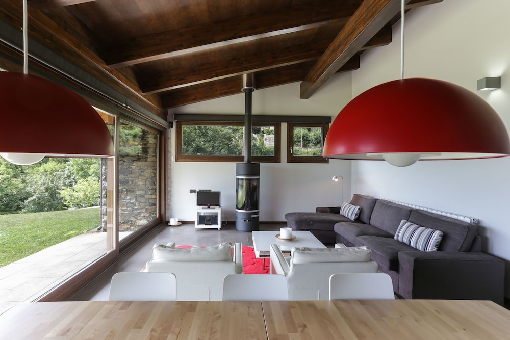 Cal Sadurni Design House In The Pyrenees Ideal For Families Or Groups 10944291 — Ribes De Freser
