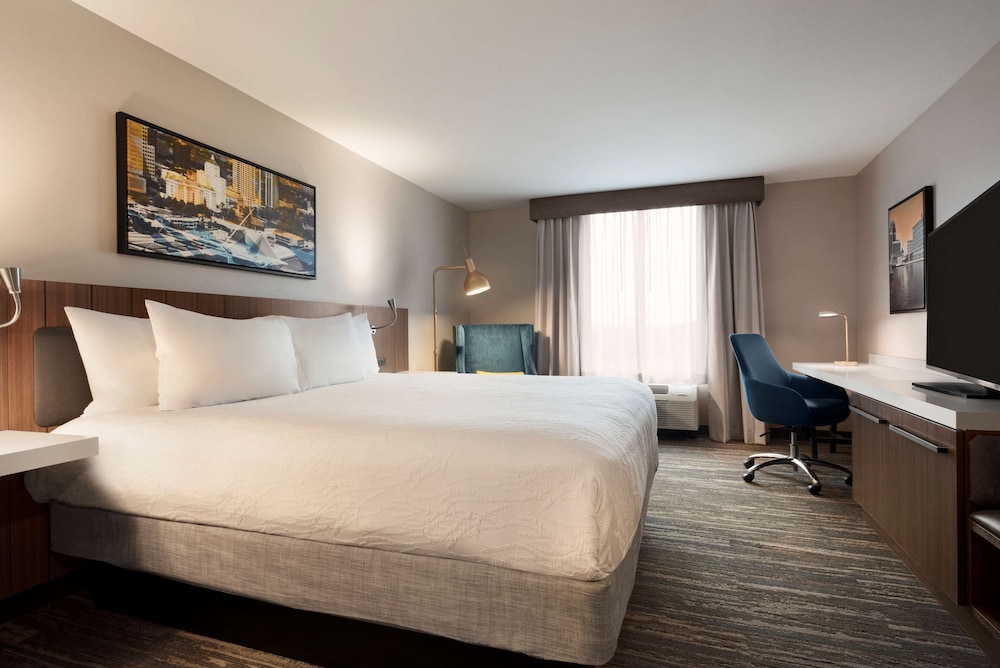 Hilton Garden Inn Milwaukee Brookfield Conference Center WI - photo 11