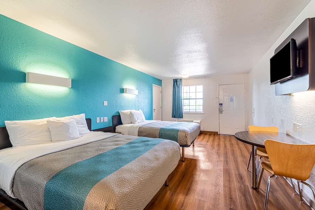 Motel6 Georgetown TX - photo 20