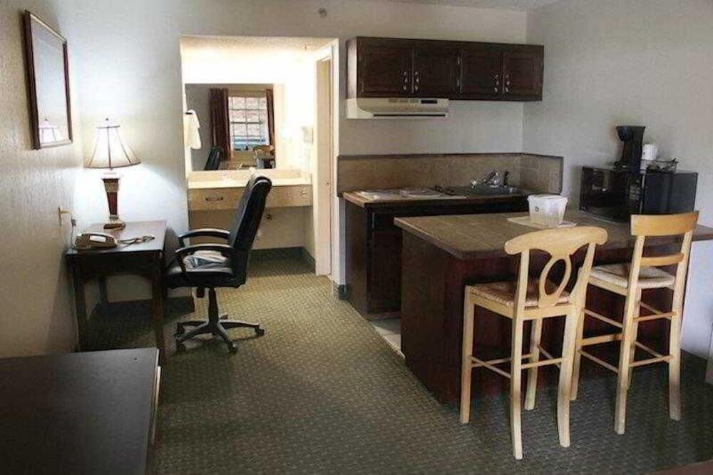 Best Western Music City Inn - photo 18