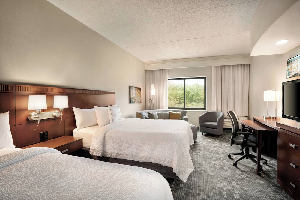 Courtyard by Marriott Middletown Goshen - photo 13