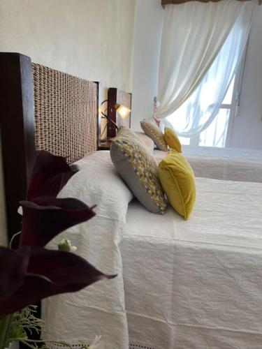 Casa Azalea Nuevo Alojamiento En Setenil de las Bodegas in Setenil De Las Bodegas, Spain