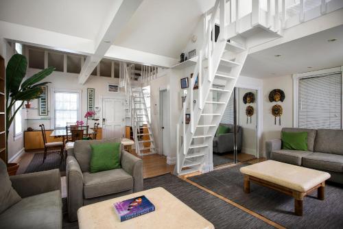 Bahama Gardens Turtle House — 4-Star Luxury Hotel in Key West, United States