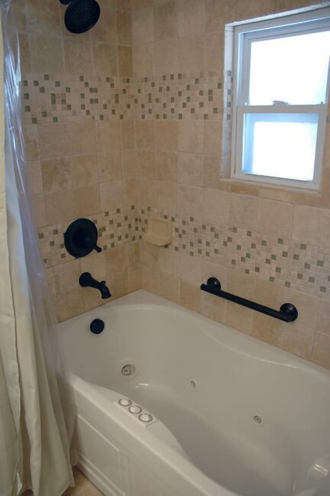 The Homestead Inn - photo 170