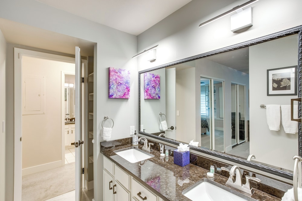 Modern Townhome about 4 Miles to Beaver Creek Resort - photo 16