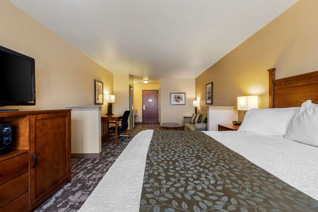 Best Western Plus Red River Inn - photo 13