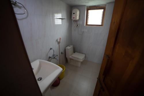 Leo Wodden Resort — Hampi — photo 2