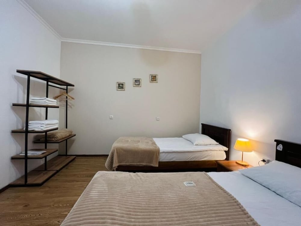 Meshia Apartment — Step'antsminda — photo 5