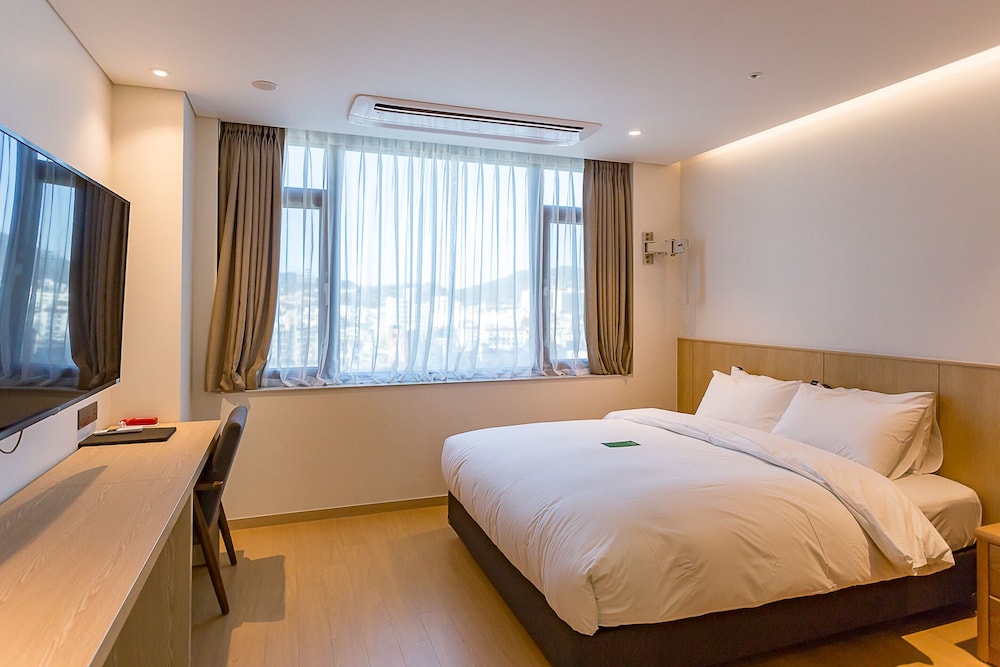 Hotel Arina - carbon neutral hotel in Miryang