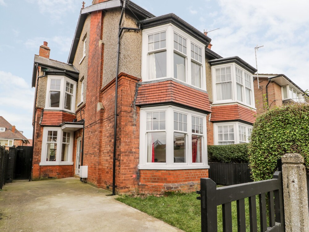 Beach House — 4-Star Luxury Hotel in Bridlington, United Kingdom