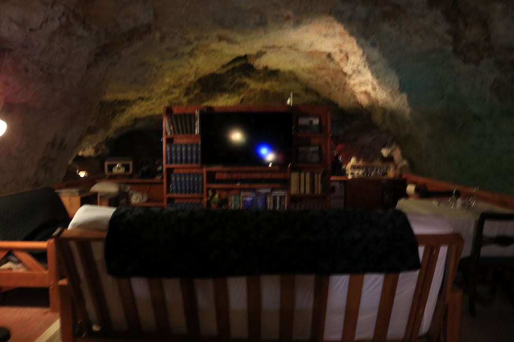 Grand Canyon Caverns Inn - photo 13