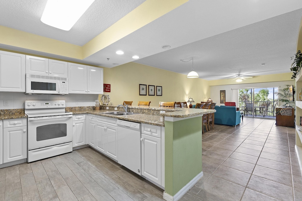Oceanwalk 10 304 — 4-Star Luxury Hotel in New Smyrna Beach, United States