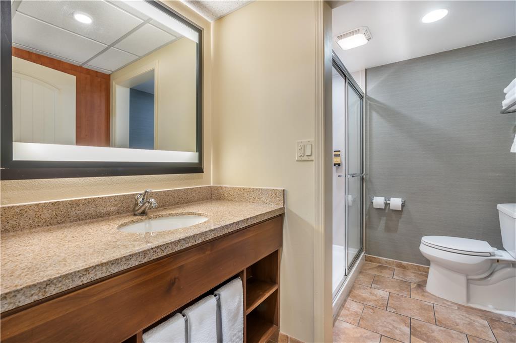 Best Western Plus Clocktower Inn - photo 42