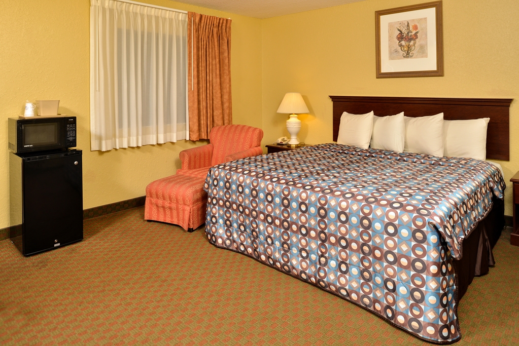 Americas Best Value Inn Starke - photo 6
