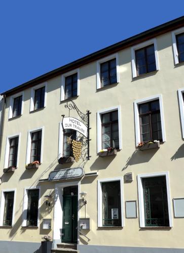 Romantisches Hotel Zur Traube Schwerin — hotel in Schwerin