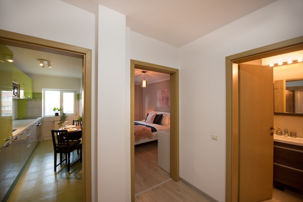 Homey Calea Victoriei 2 - carbon neutral hotel in Bucharest