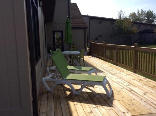 Scenic Shore Inn - photo 13
