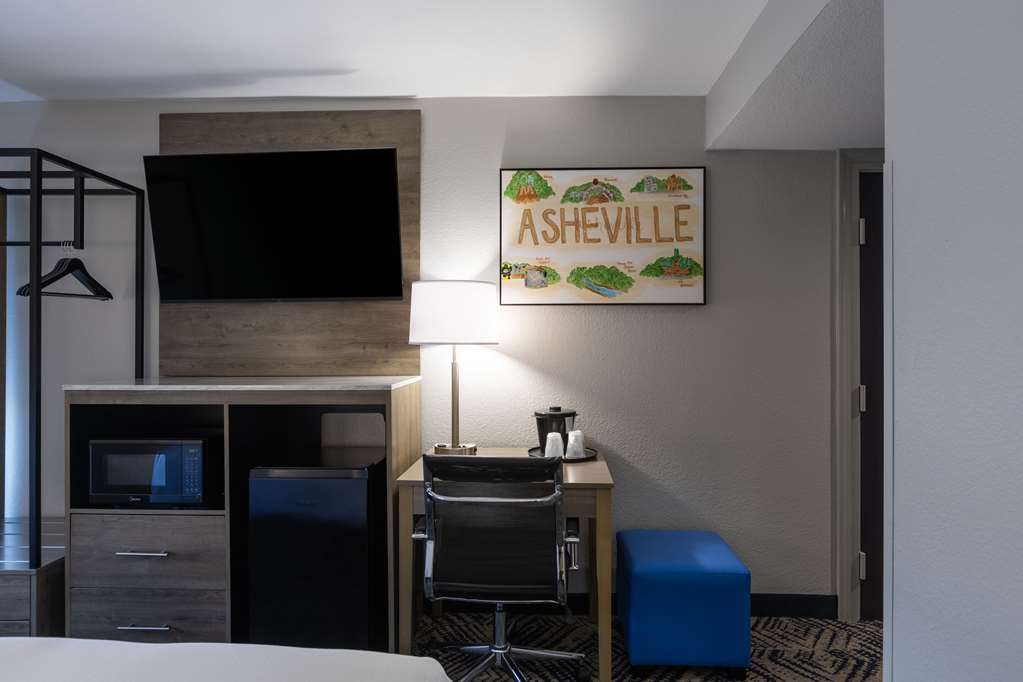 Rodeway Inn & Suites near Outlet Mall Asheville - photo 34