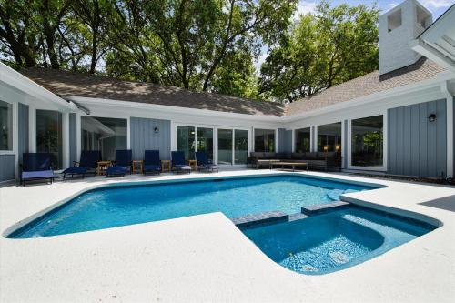 35 Full Sweep Ideal Layout Pool Lagoon View Game Room FREE Activities Included — 4-Star Luxury Hotel in Hilton Head Island, United States