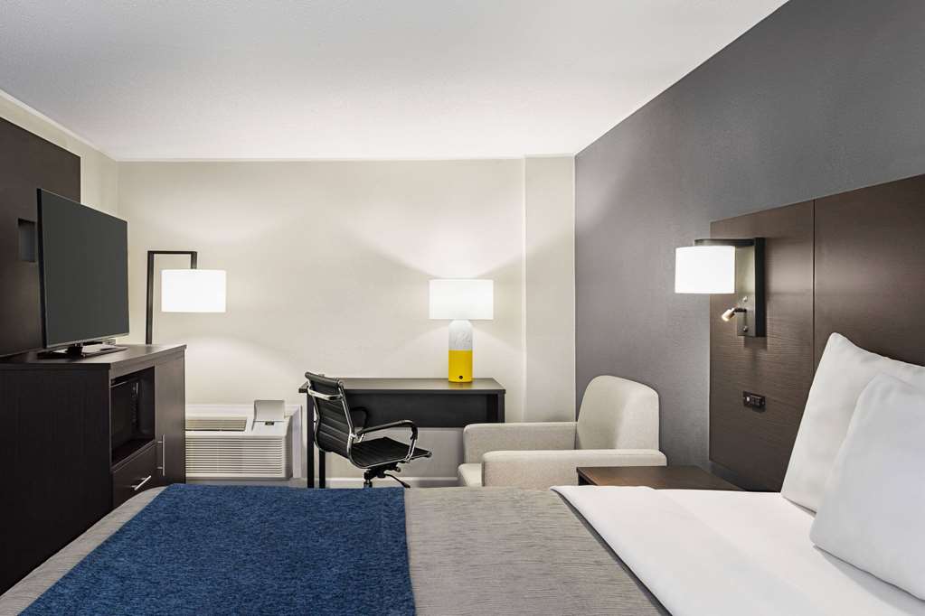 Days Inn by Wyndham Chillicothe - photo 34