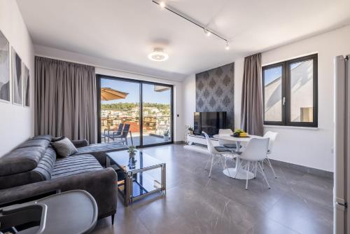 Golden Sunset Sutivan Exclusive 4 Star Apartment — 4-Star Luxury Hotel in Sutivan, Croatia