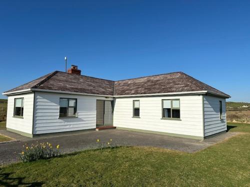 1 Laheen Drive Rossnowlagh in Donegal, Republic of Ireland