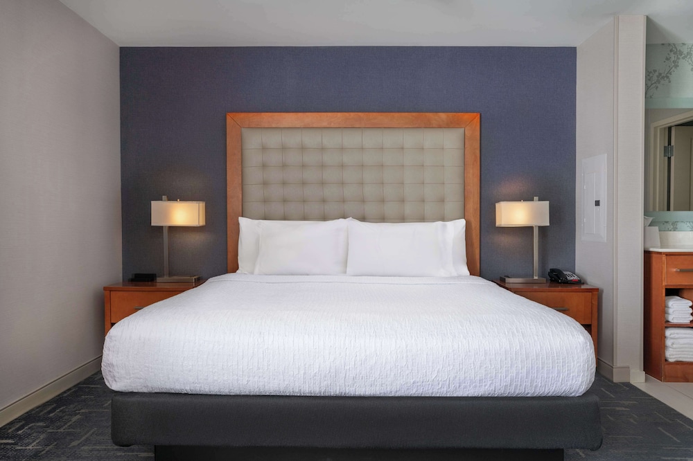 Homewood Suites by Hilton Gateway Hills Nashua - photo 10