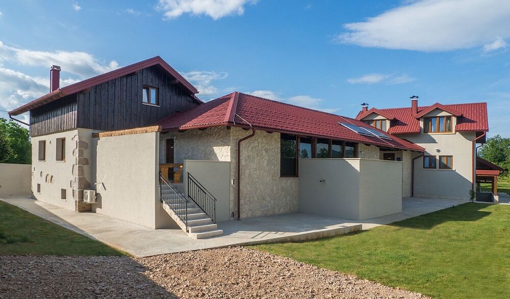 House Villas Joja — 4-Star Luxury Hotel in Gospic, Croatia