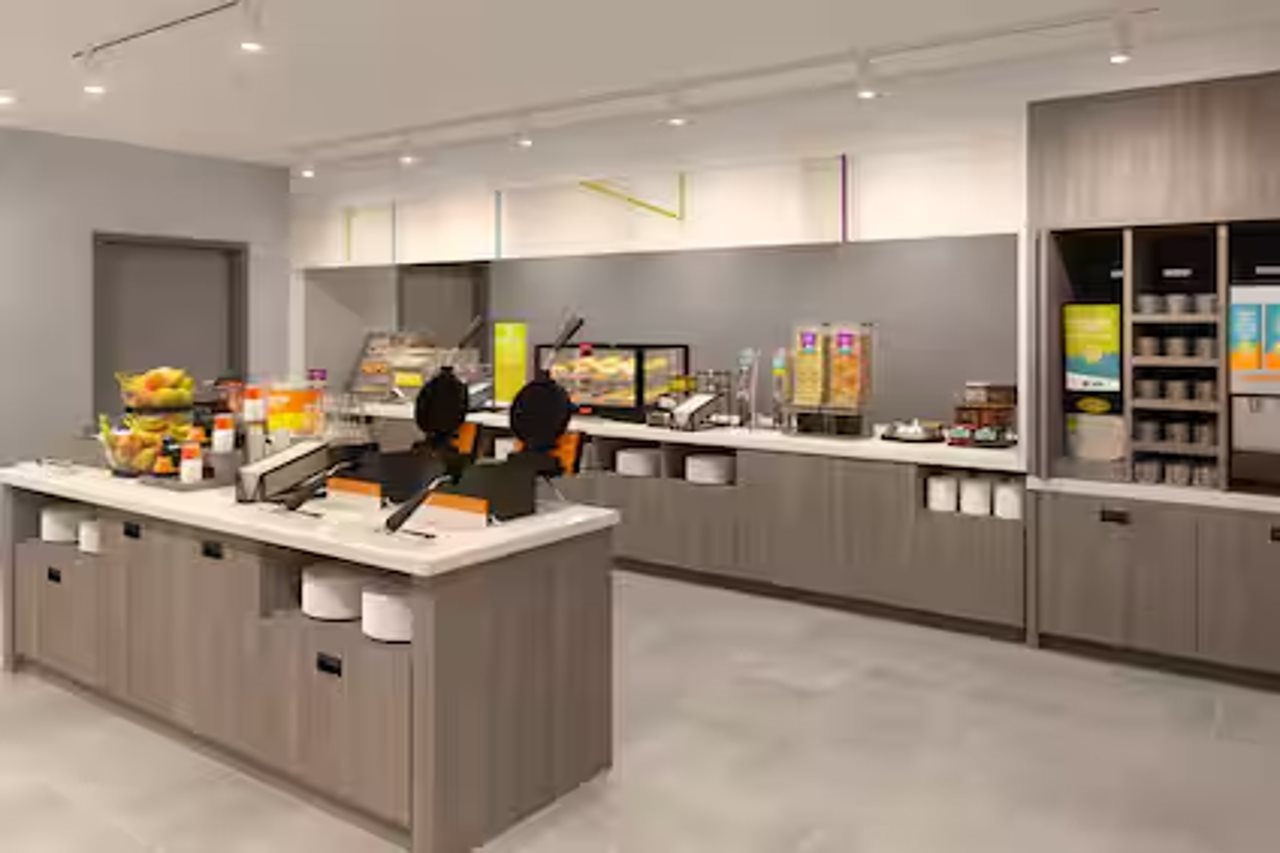 Home2 Suites By Hilton Del Rio - photo 4
