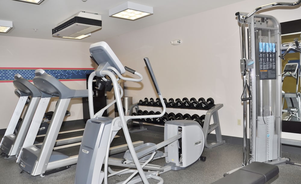 Hampton Inn Macomb - photo 39