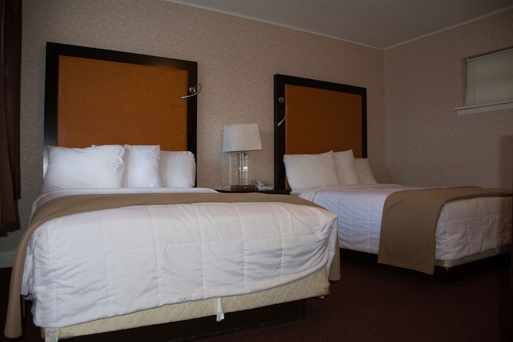 Atlantic Inn & Suites - photo 18