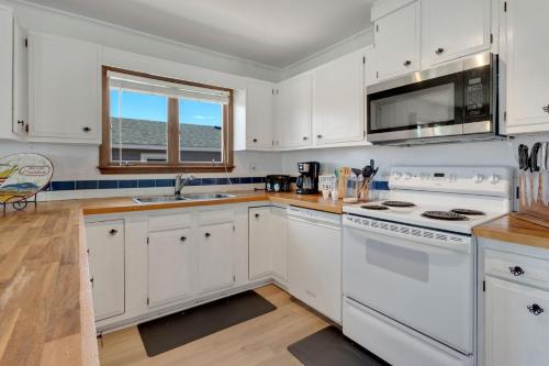 4122 Blue White Haven - photo 3