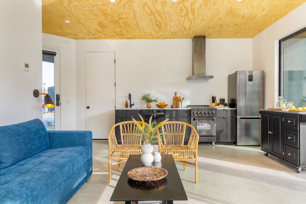 Blackhaus Suites by AvantStay - photo 10