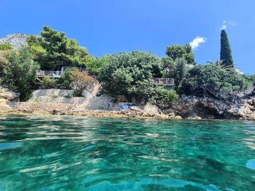 Seaside holiday house Zaostrog Makarska 15623 — 4-Star Luxury Hotel in Veliki Drvenik, Croatia