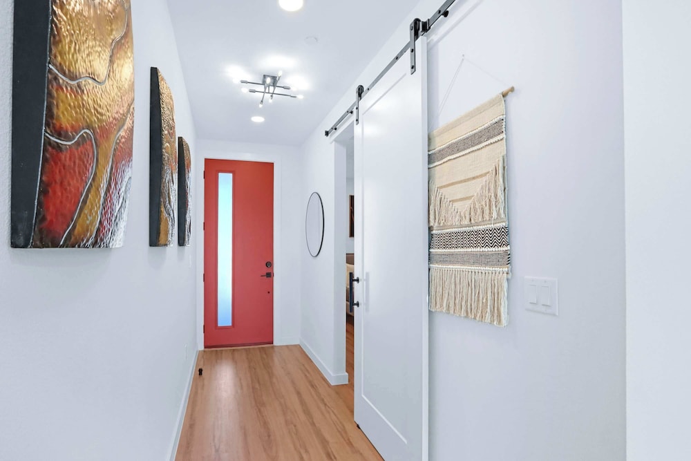 Modern Hill Country Condo for 4 w Resort Perks - photo 21