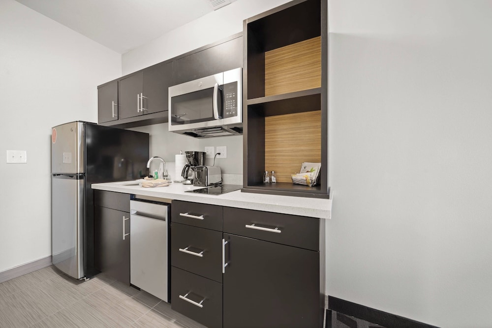 TownePlace Suites by Marriott Waco Northeast - photo 17