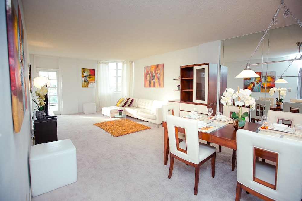 Sunny Isles Suites - photo 10
